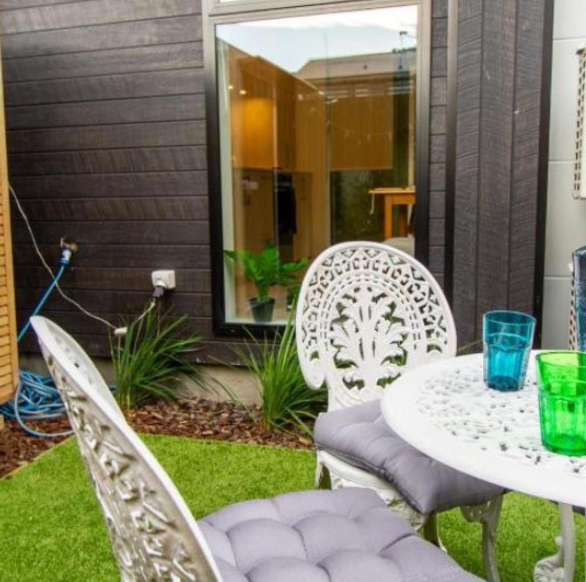 Gorgeous In Green - 2 Bed Central Oasis W/King Bed Christchurch Exterior photo
